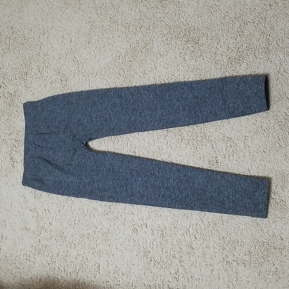 yoga pants